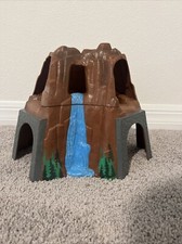Imaginarium Train Track Accessory Mountain Water Fall Thomas The Tank Engine