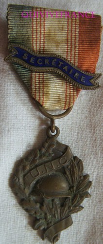 Médaille Union Nationale des Combattants ( U.N.C) Bronze , 8gr67
