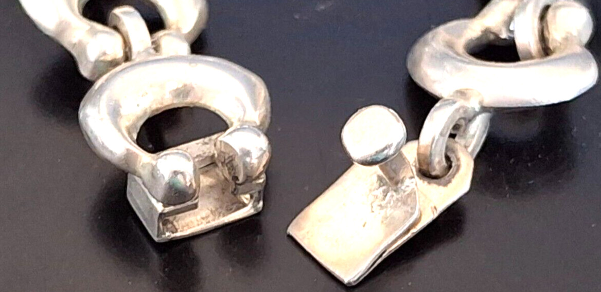 WELL MADE SOLID CAST 925 STERLING SILVER BRACELET - image 7