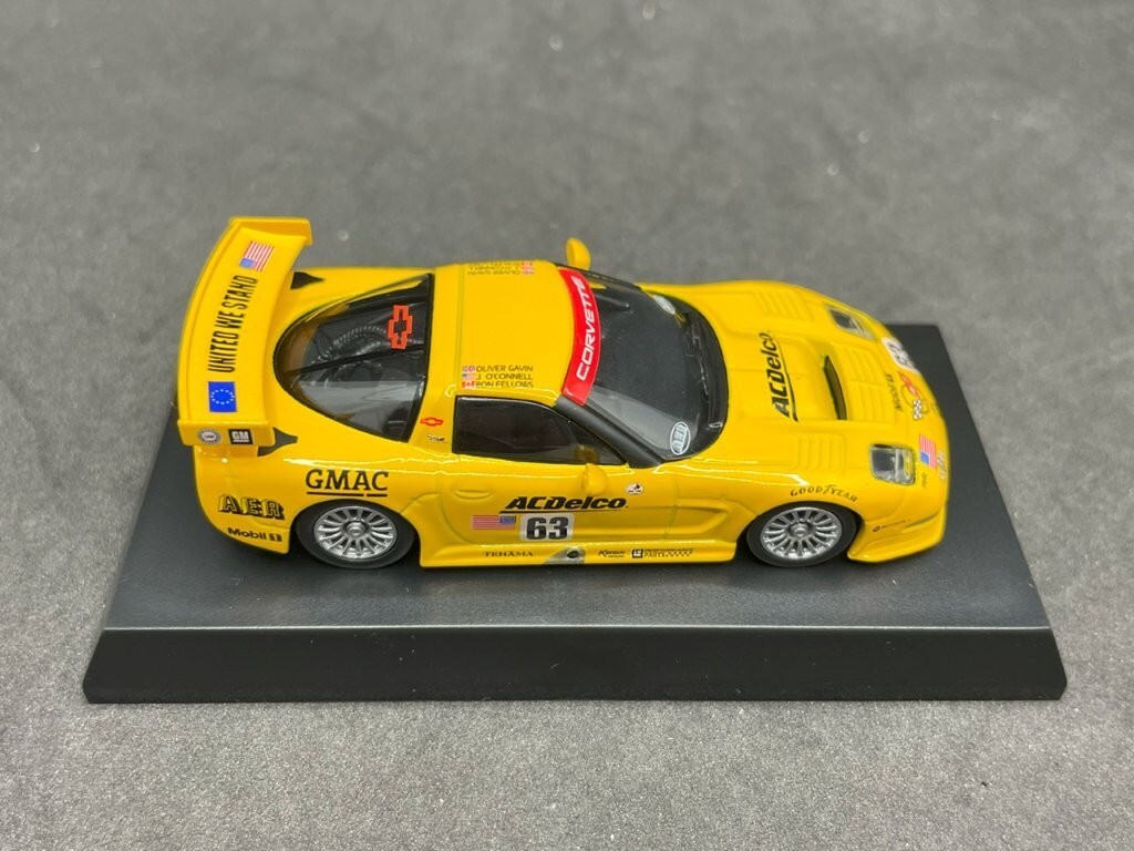自動車 KYOSHO CHEVROLET CORVETTE C5-R 2000 1/64 Kyosho CHEVROLET CORVETTE C5-R #4 LE MANS diecast car