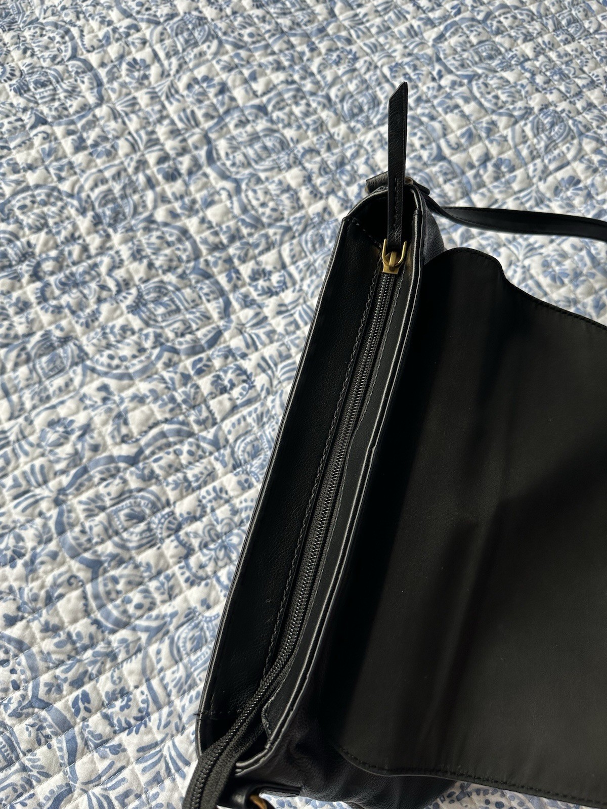 Fossil Gabriella Medium Flap Crossbody Leather Bl… - image 19