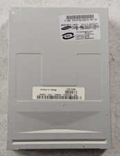 Samsung SFD-321J 3.5" Internal Floppy Drive 1.44MB 34-Pin Beige OEM