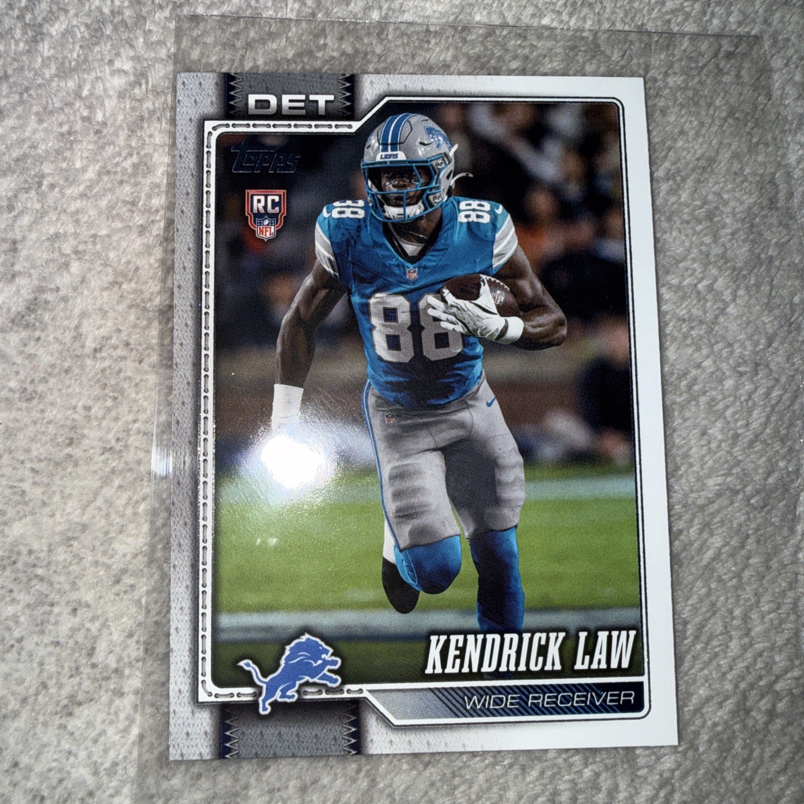 2026 Topps Flagship Football Kendrick Law Team Logo Border SSP - Lions