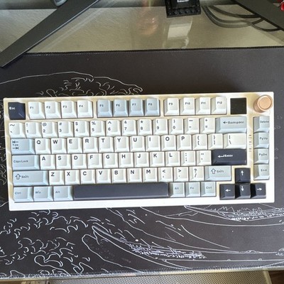 HUO JI CQ082 Tri-Mode Mechanical Keyboard, Wired/Wireless, White/Gray QWERTY