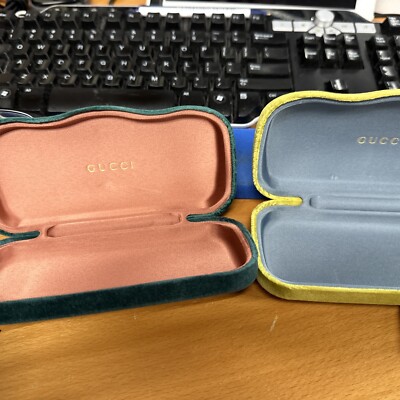 Vintage Gucci sunglass hard clam case with eyeglass cloth Gucci Sunglass Case Gucci Hard Clam Shell Velvet Case Cloth  main image 2