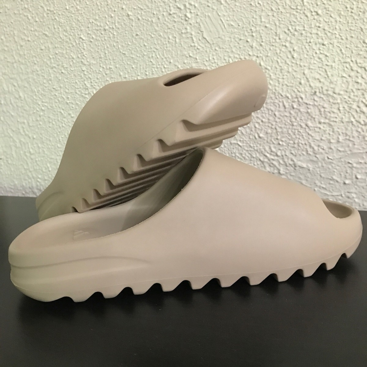 Yeezy Slide size 11 Desert Sand BRAND NEW - Main Image