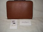 100% AUTH FERRAGAMO TEN FORTY ONE MINI CHICCO ZIP DOCUMENT HOLDER CASE/WALLET — photo 5
