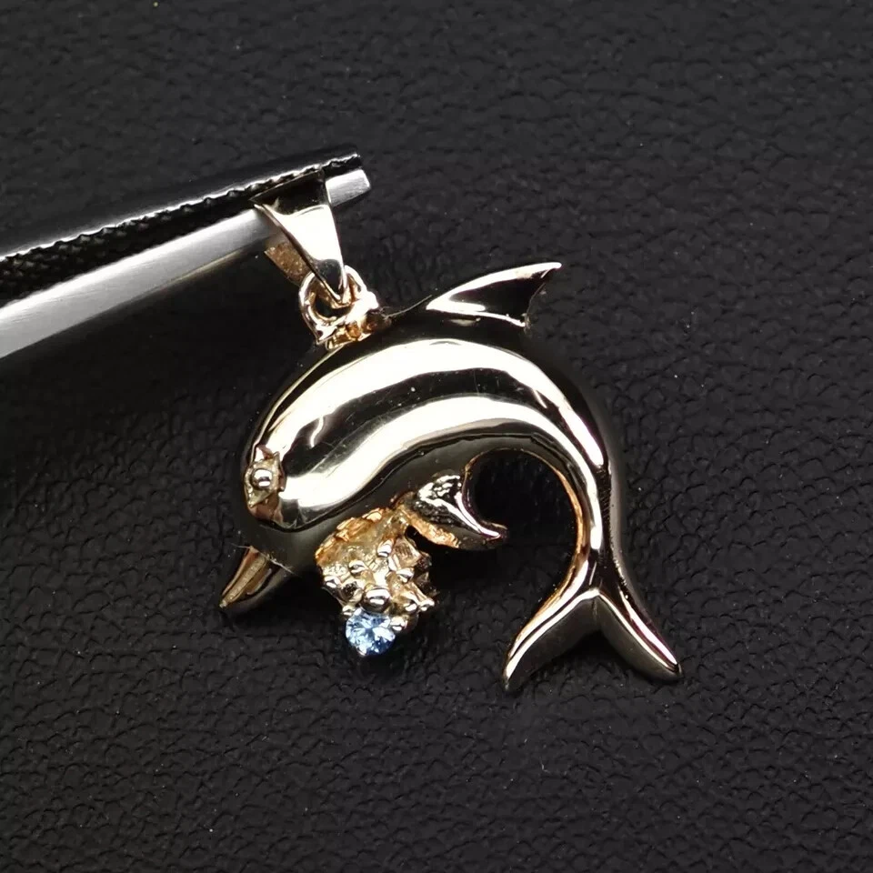 Bellissimo ciondolo delfino in argento sterling 925 taglio diamante zaffiro blu - Immagine 3 di 4