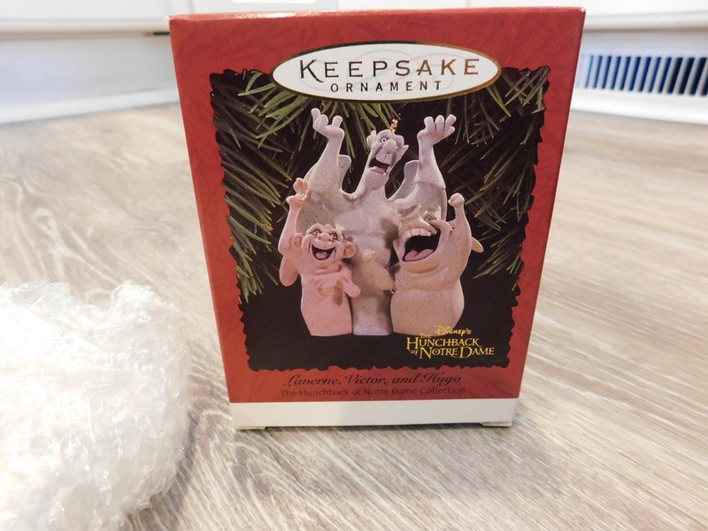 EUC! 1996 Hallmark Keepsake Ornament Laverne Victor & Hugo Hunchback Notre Dame