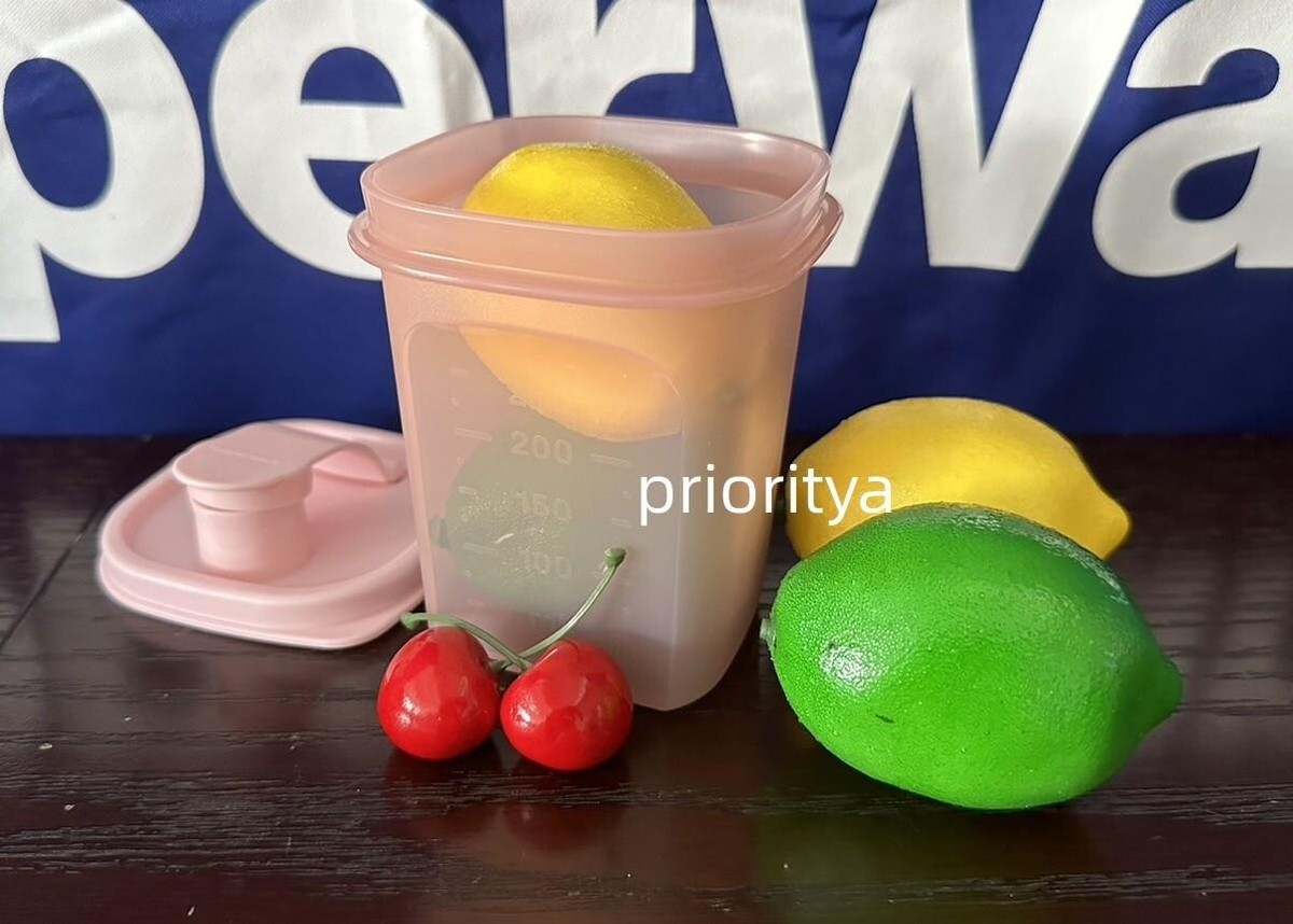 Tupperware Small Mini Slim Line Pitcher Modular Flip Top Lid