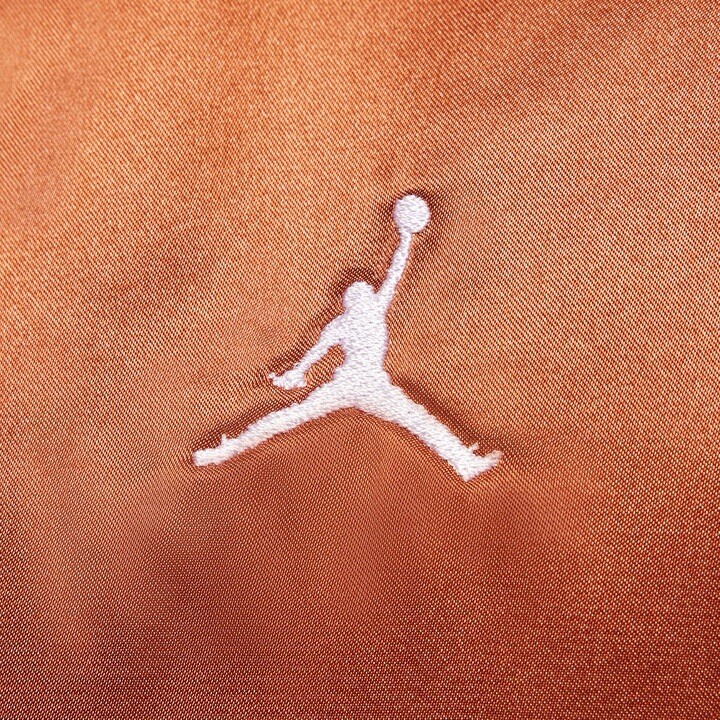 【美品】JORDAN　ジョーダン　ジャケット　バスケ　薄手　フード　シャカシャカ ジョーダン（JORDAN）（キッズ）ジュニア カラーブロック