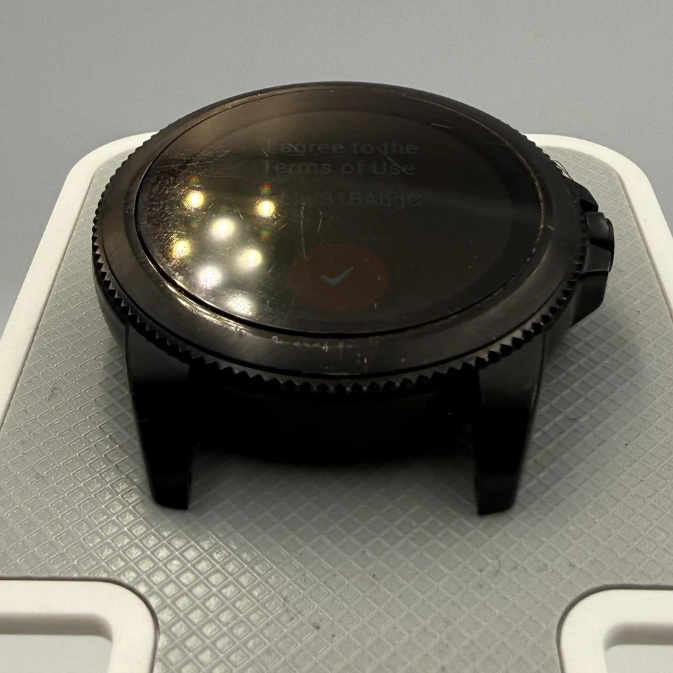 Reloj inteligente Fossil 44 mm Gen 5E de acero inoxidable con pantalla táctil (sin pulsera) Foto 2 de 4