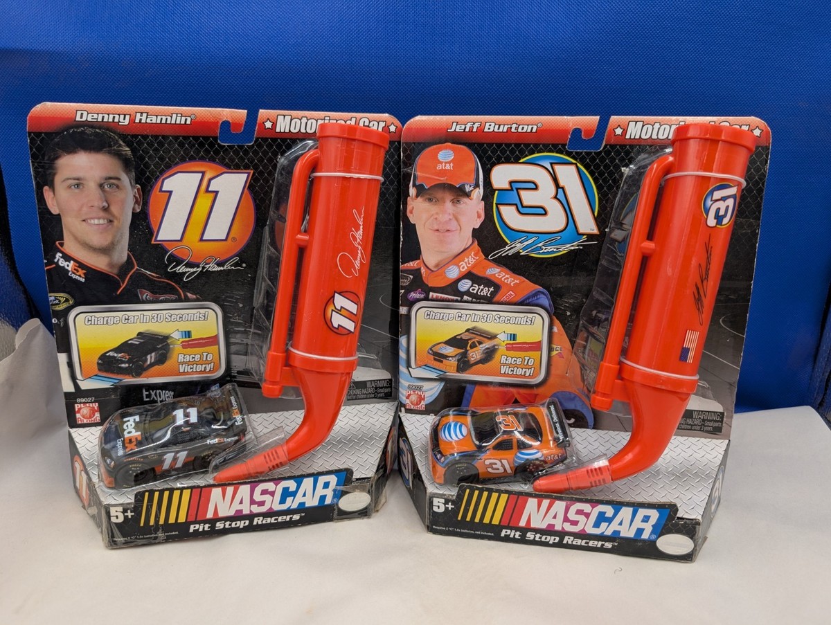 2008 NASCAR Pit Stop Racers Motorized Cars Jakks Pacific Denny