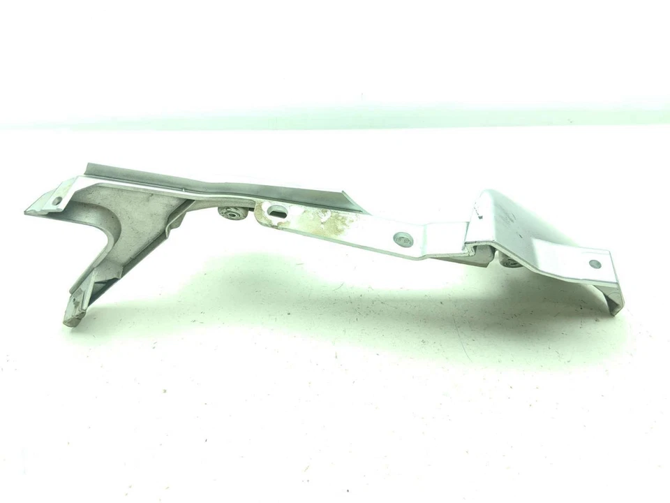 09 Moto Guzzi Stelvio 1200 左上鞍袋支撑支架978639 — 第 4/4 张图片