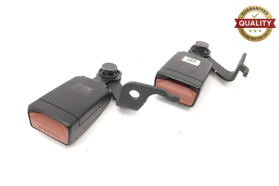 BMW 540i G30 2017-2023 trasero izquierdo centro cinturón hebilla receptor conjunto de 3 OEM Foto 2 de 4