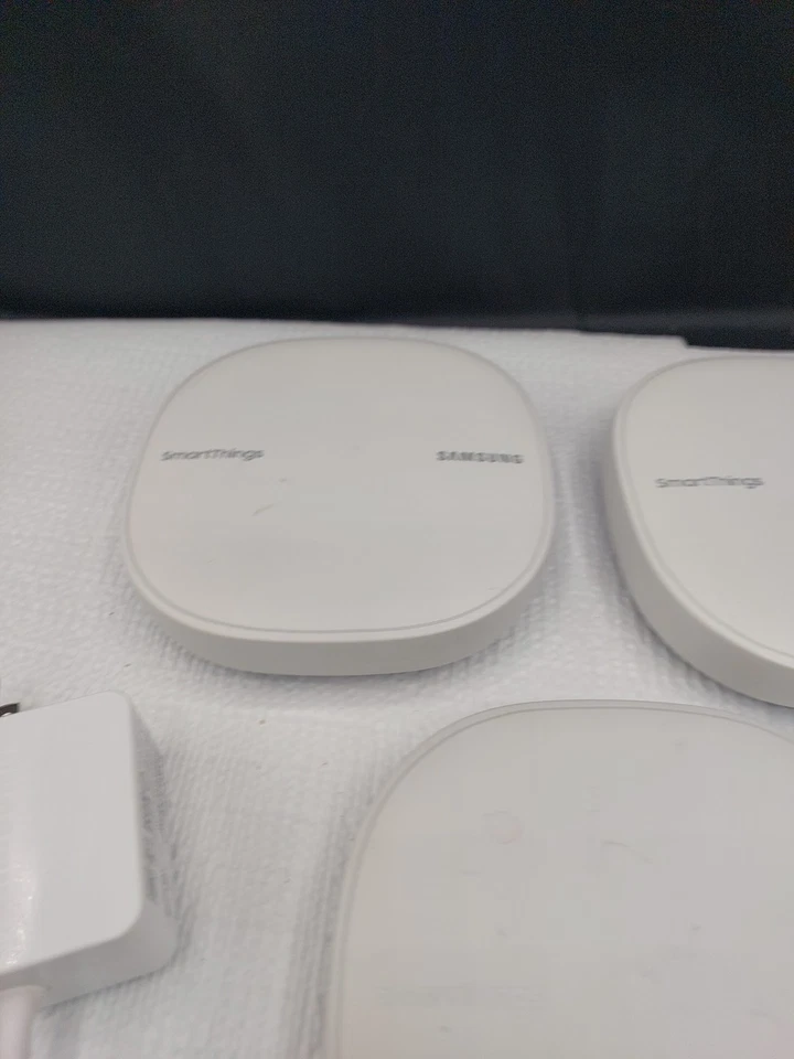 Lote de 3 Samsung SmartThings WiFi Hub ET-WV525 malla wifi router SOLO ENCENDIDO  Foto 2 de 4