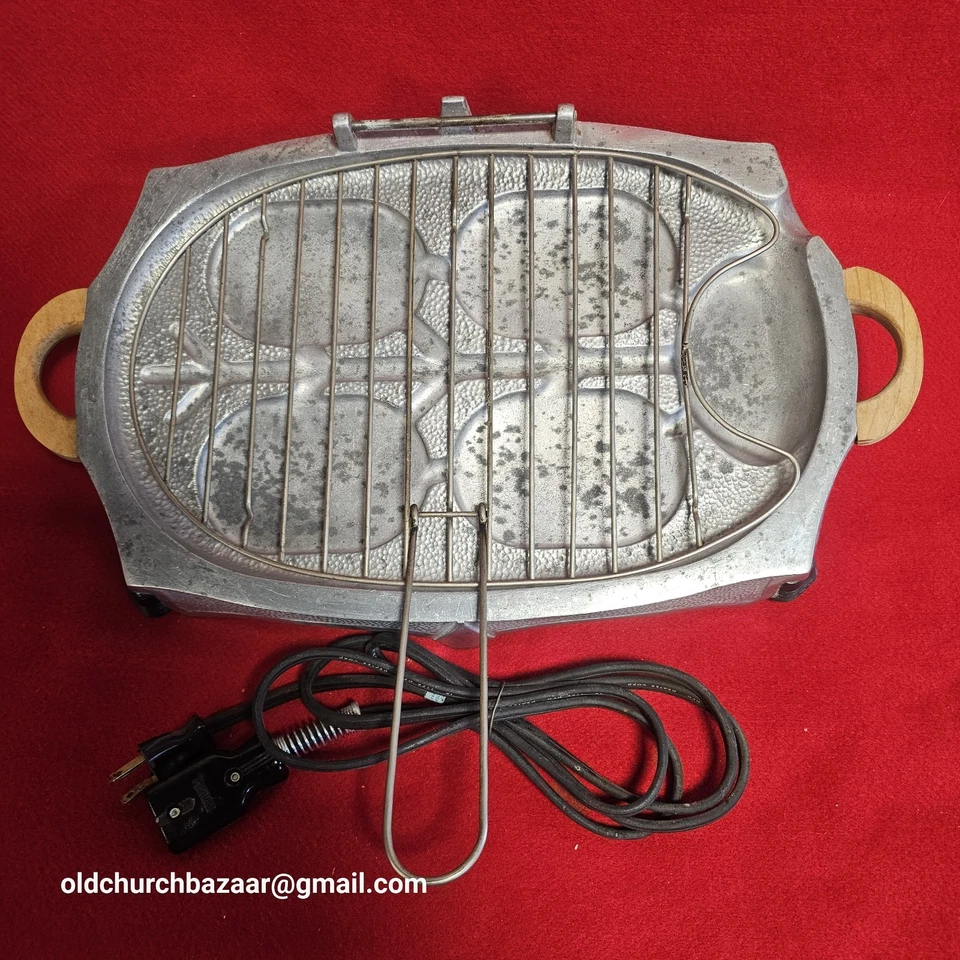 1950’s Vintage Rival Mfg Twincook Broil-O-Mat 821A Hammered Aluminum W/ Cord - Image 2 of 4