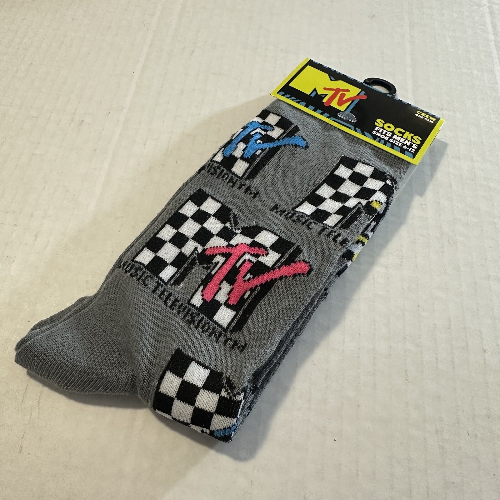 NEW Crew Socks MTV Music Television Y2K Men’s Size 6-12 One Pair Gray-image