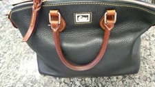 AUTHENTIC DOONEY & BOURKE BLACK LEATHER BAG 115340-2 (AR) LOC. BY8D