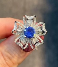 Floral Style Shiny 2 TCW Round Cut Blue White Sapphire Wedding Partywear Ring
