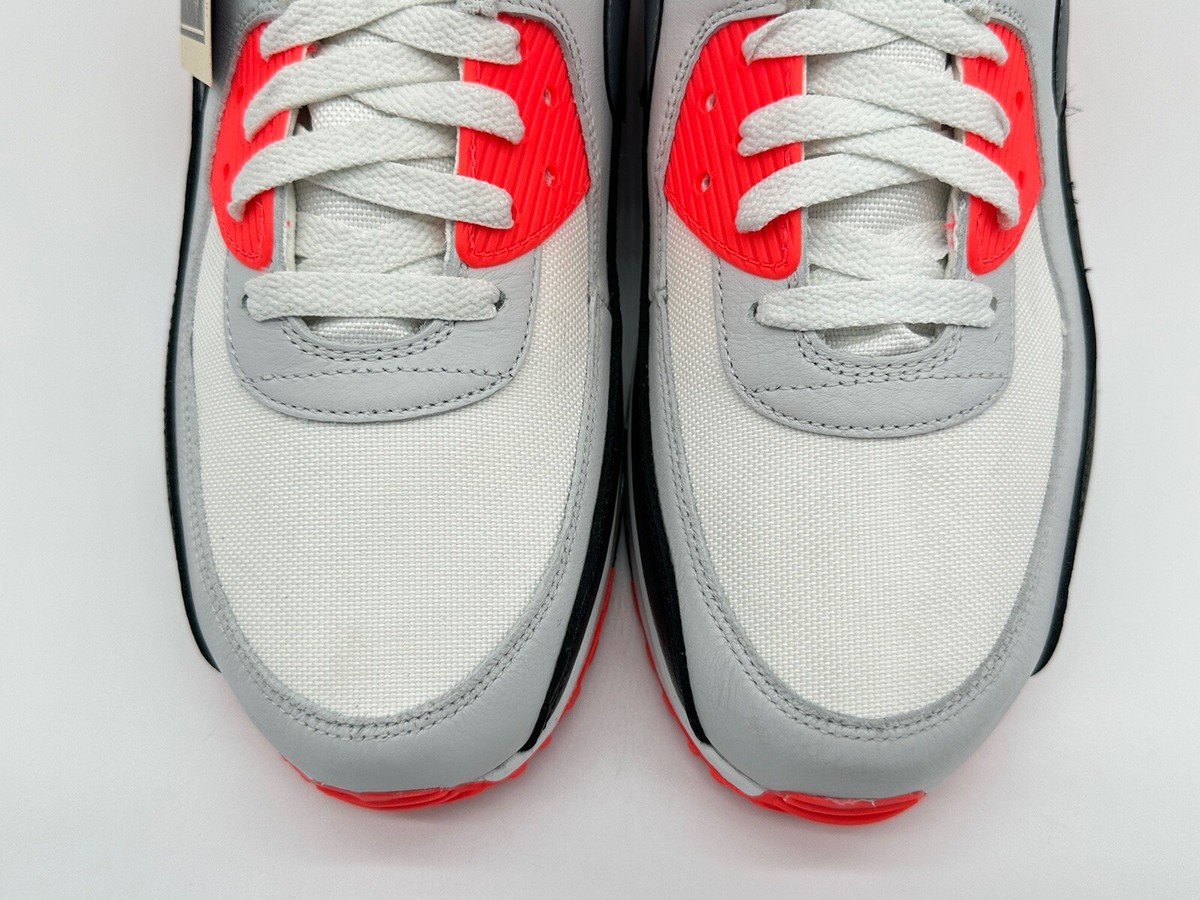 Nike Air Max 90 GTX Men's Size 11 Infrared Gore-Tex White