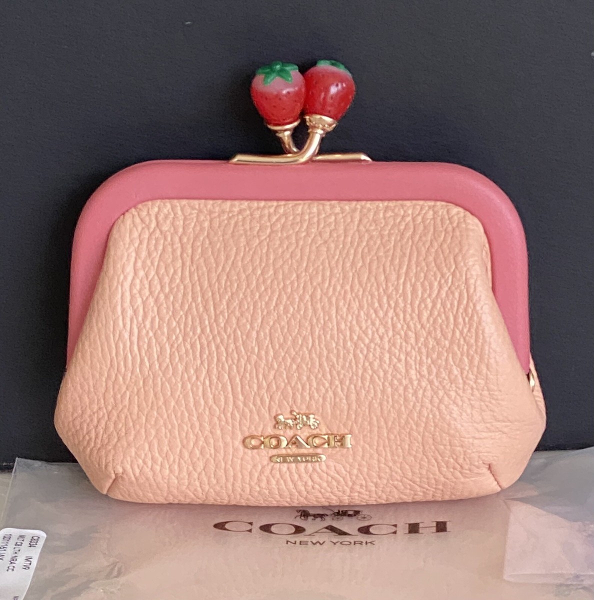 【COACH】★Nora Kisslock Card Case★日本未発売★送料無料!! COACH】☆Nora Kisslock Card Case☆日本未発売☆送料無料