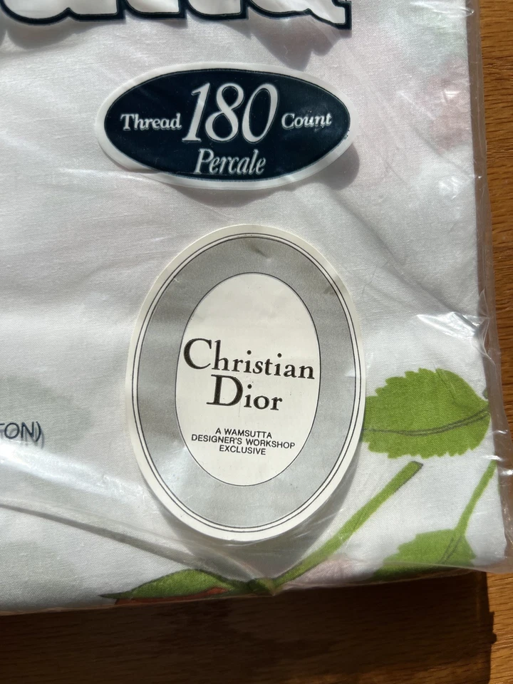 Vintage Wamsutta x Christian Dior / The Dior Rose in Red / Twin Flat Sheet New - Image 2 of 4