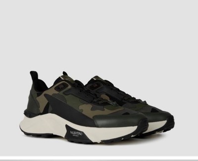Valentino Garavani Low Top True Act Sneaker UK 7 EU 41 830£ Z106