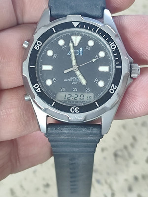 Men s Adi Diver-Style Sport Watch 200M , Stainless Steel, 40mm Used