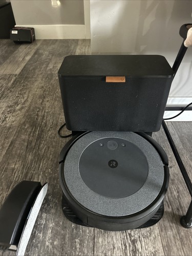Roomba Combo i5+ Self-Emptying Robot Vacuum and Mop, Sold "AS IS" For Parts READ