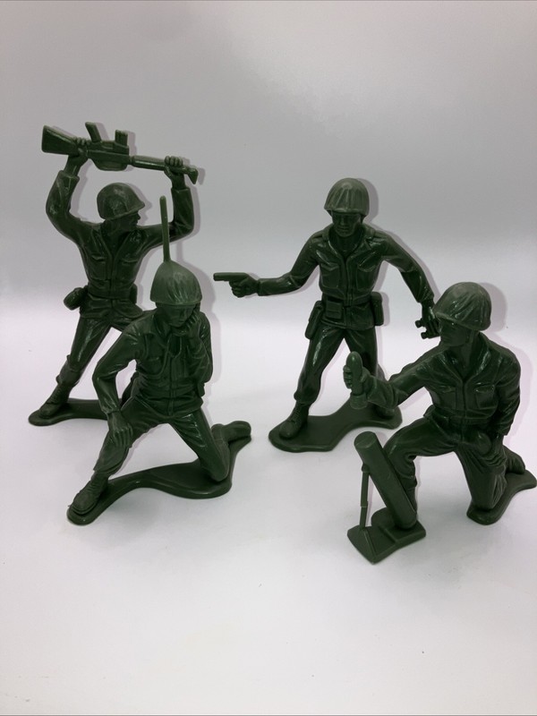 TIM-MEE TOYS Vintage 1968 Soldiers Plastic Army Men Green #1340 5” Lot Set Of 4