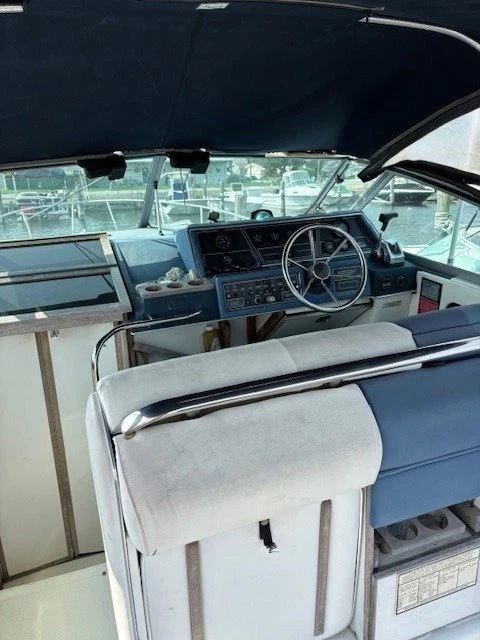 1989 Sea Ray 268 Sundancer 27' Cruiser Mercruiser 357 300HP V8 Ran Recently - Image 3 of 4