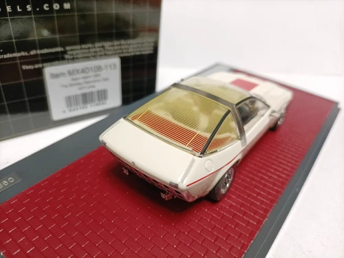 Matrix 1/43 Aston Martin DBS Ogis 1972 White - Picture 5 of 6
