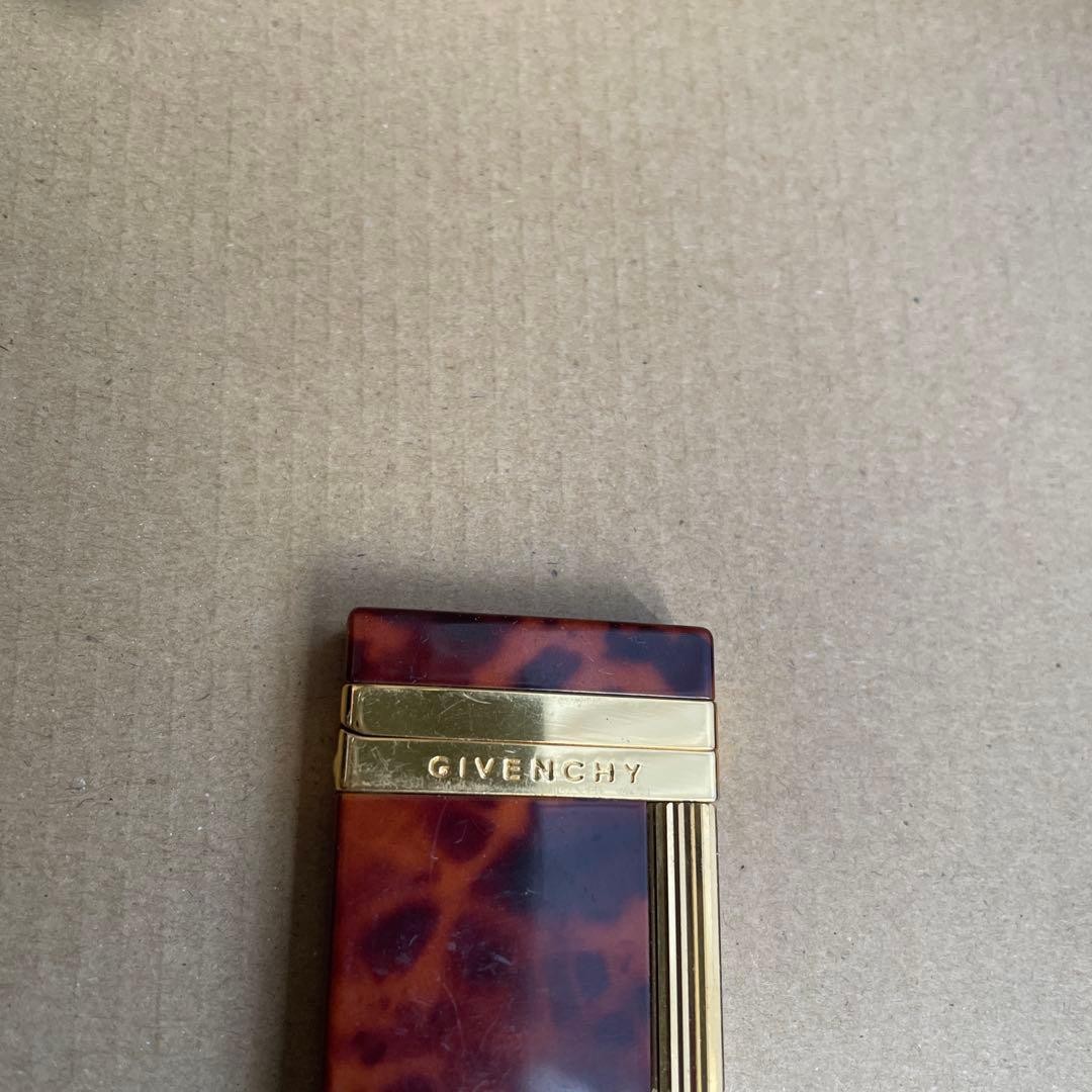 Givenchy Vintage Lighter Retro Collectible Used thumbnail 5