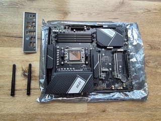 Mainboard Motherboard MSI Pro X670 P WIFI Sockel AM5 AMD
