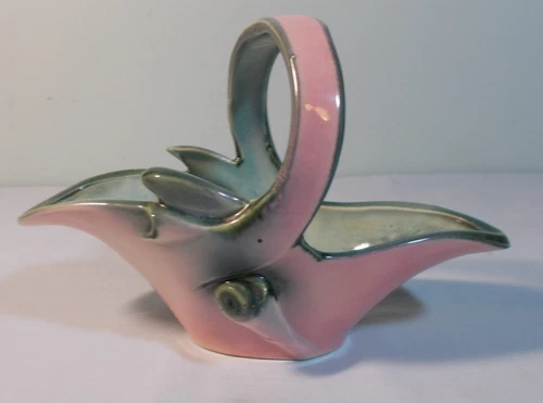 VTG Hull USA Pottery Basket Pink & Green #56