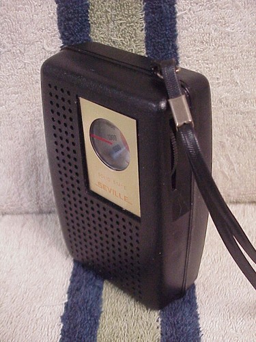 Sevile 1970s AM Radio Recapped Repaired Works Good - Picture 3 of 7