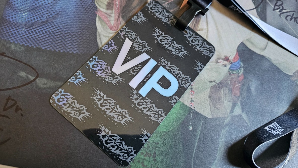 HANABIE | Poster Signed / VIP Lanyard - Tour 2024 | eBay