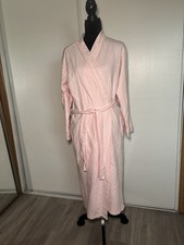VTG Robe Women's sz M Pink Embroidered Belted Amanda Stewart Pockets Trad Wife