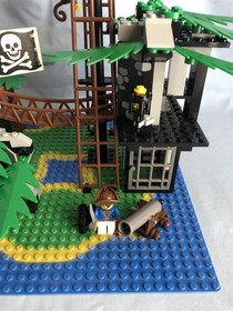 LEGO set 6270 Forbidden Island VINTAGE PIRATE 100% complete w/ instructions
