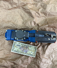 4WRDE 10 V100L-5X/6L24ETK9/MR NEW REXR0TH VALVE R900978379