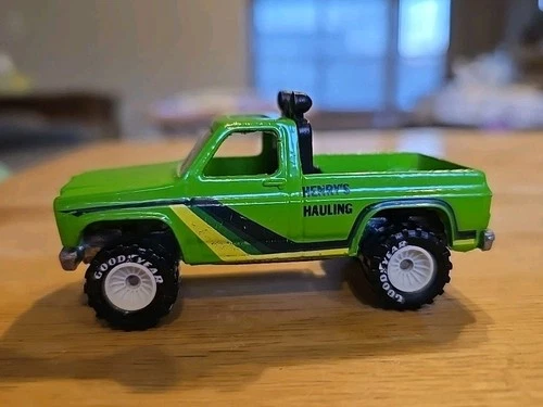 Hot Wheels Vintage Real Riders Pavement Pounder Henry's Hauling Truck Square Bod