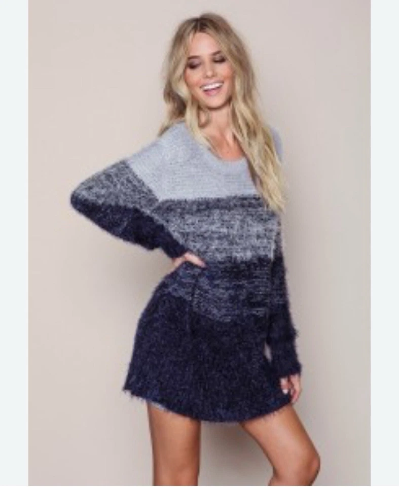 Suéter Kimchi Túnica Larga Pequeño Gran Tamaño Difuso Suave Rayas Anchas Foto 3 de 4