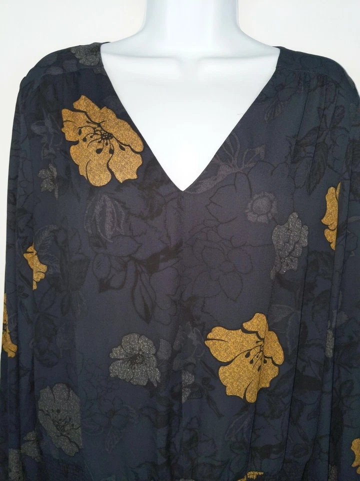 Blusa túnica boho Chelsea28 floral negra talla L Foto 4 de 4