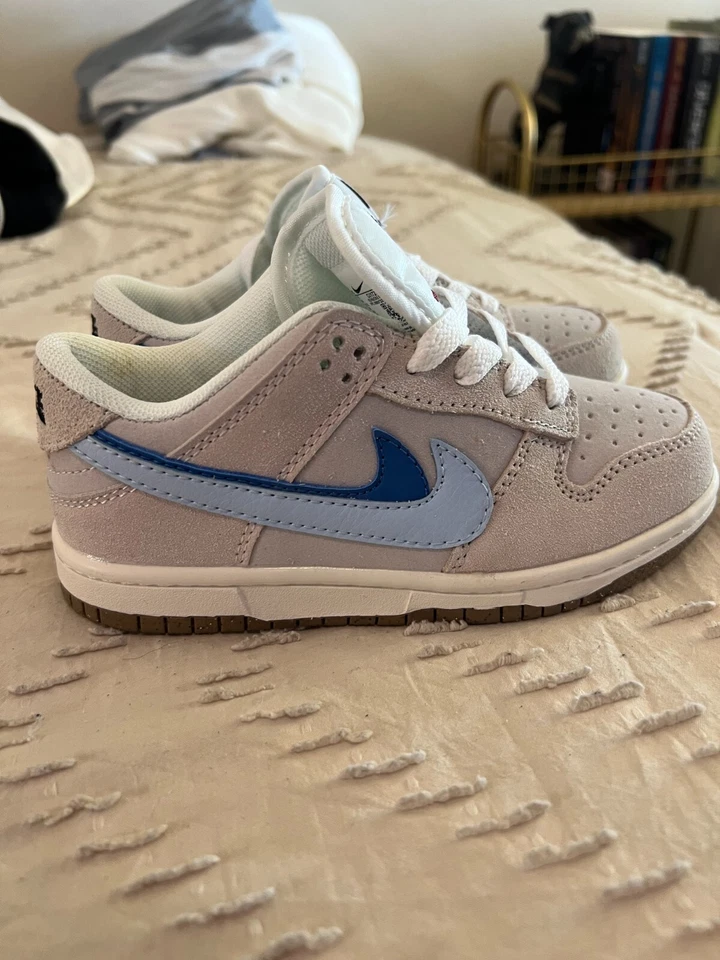 Nike Low Dunk SE 85 Niños Unisex Zapato Doble Swoosh Blanco Cielo Talla 12.5C Foto 3 de 4