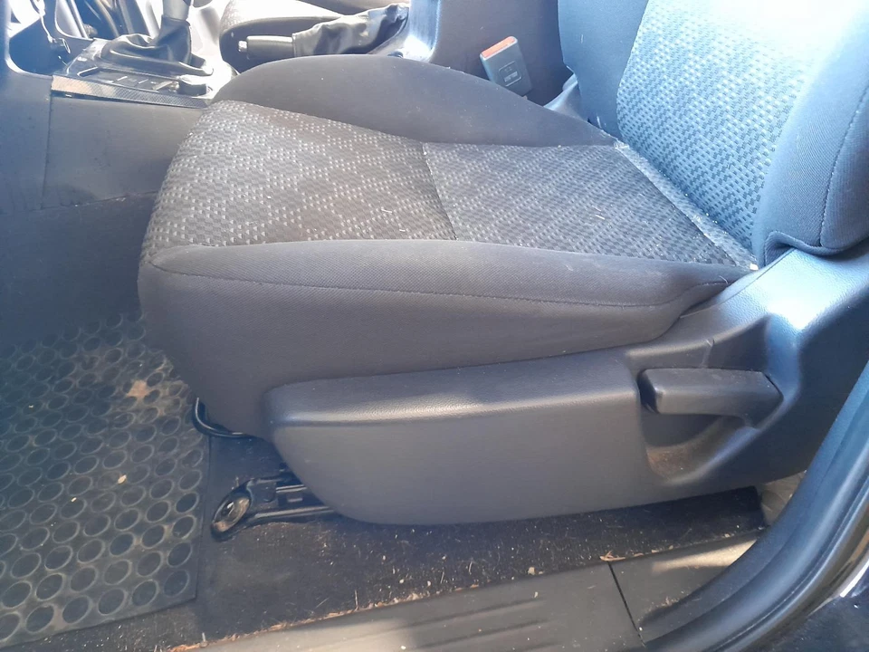 Foton Tunland 2012-2019 Front Seat Lh Front, Cloth, Early Type, 10/12-06/19 - image 2 of 4