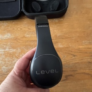 Samsung Level over Headphones | eBay