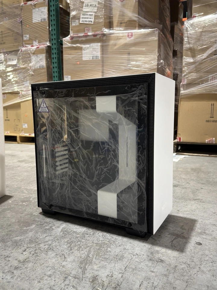 NZXT H700 Mid Tower PC Case – Matte White/Black – Steel Frame – New in Box - Image 3 of 4