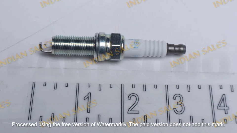 Genuine NGK ILZKR6Q11 Iridium Spark Plug 09482-00668 for Suzuki XL7,Grand Vitara - Image 2 of 4