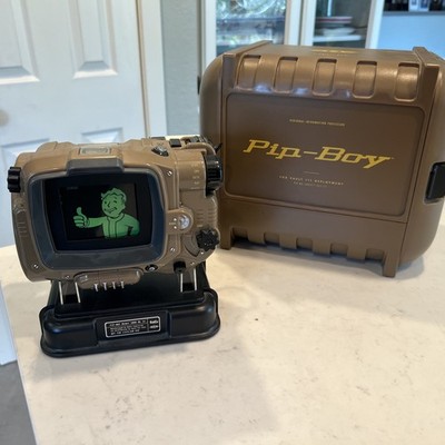 その他 Fallout 4 Pip-Boy 3000 Fallout 4 Pip-Boy Model 3000 Mk IV Collector's Edition with Case